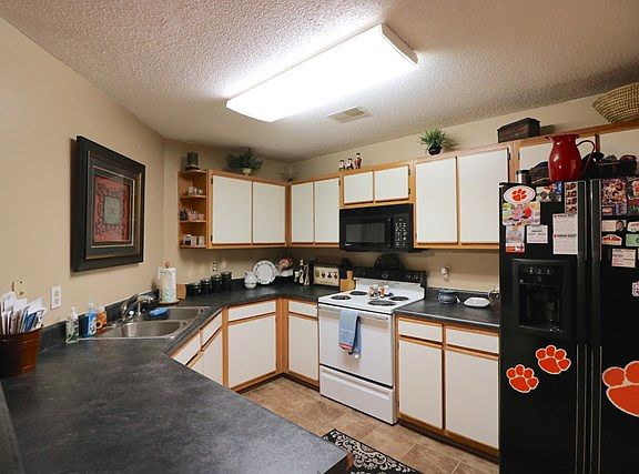 5th image of 118 Windtree Ct APT C