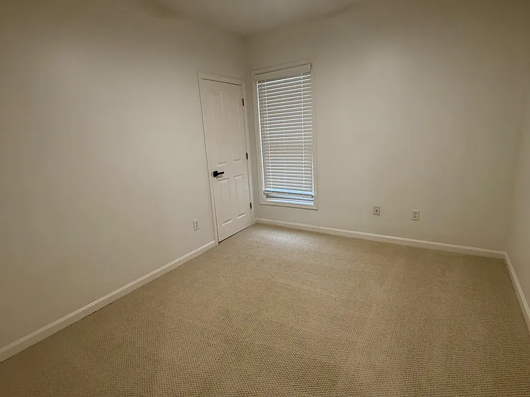 10639 Meeting St #203 — Photo 12