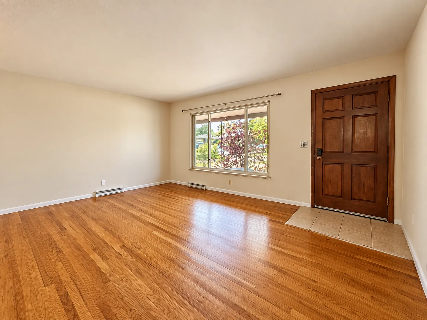 Classic Martin Acres Ranch Style House for Rent! — Photo 4