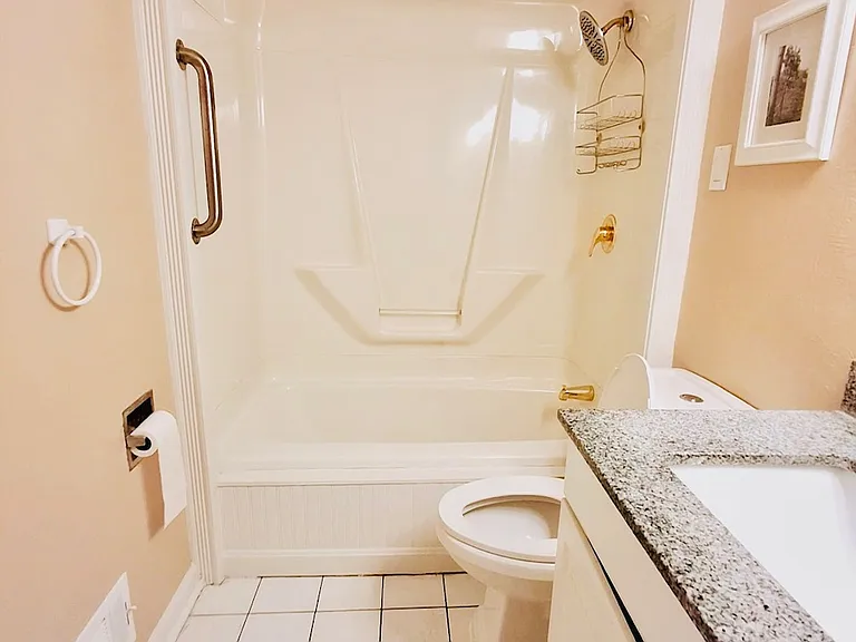 62 Dundalk Dr — Photo 9