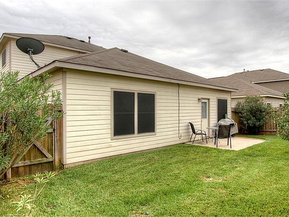 4th image of 14422 Pennland Ln