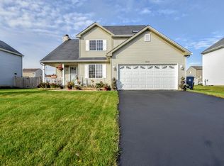 2000 Daybreak Ln, Zion, IL 60099
