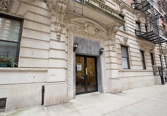 5th image of 320 W 83rd St APT 4H