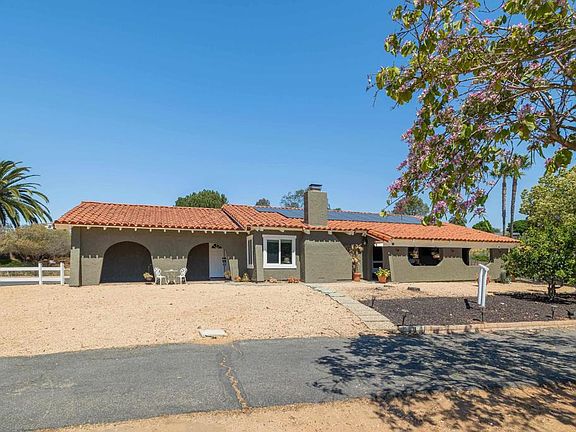 4th image of 9908 W Lilac Rd