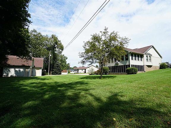 3rd image of 73 Kennedy Ave