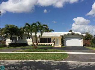 5211 NE 27th Ave, Lighthouse Pt, FL 33064
