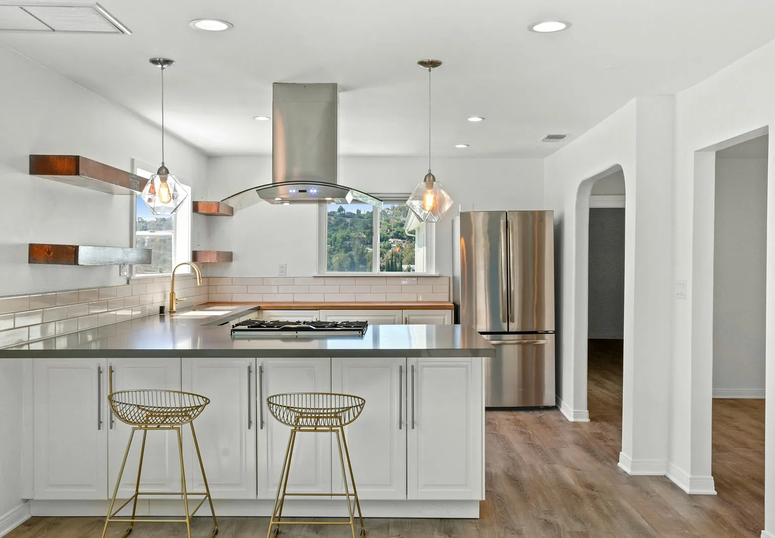 4826 Hub Street, Unit 1 — Photo 3