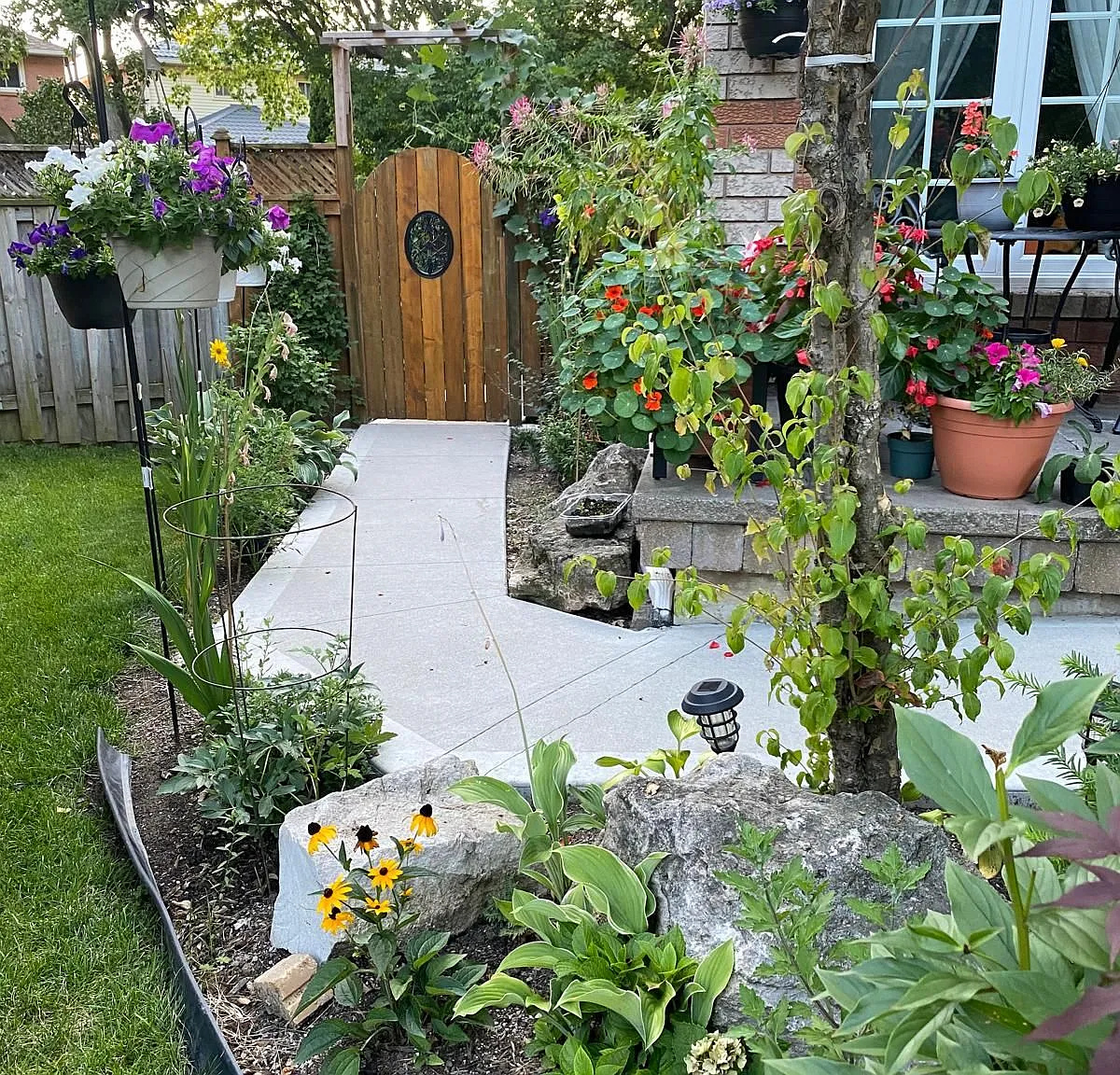 3 bed, $2,500 — Photo 3