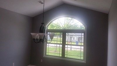 4th image of 303 Noah Ln