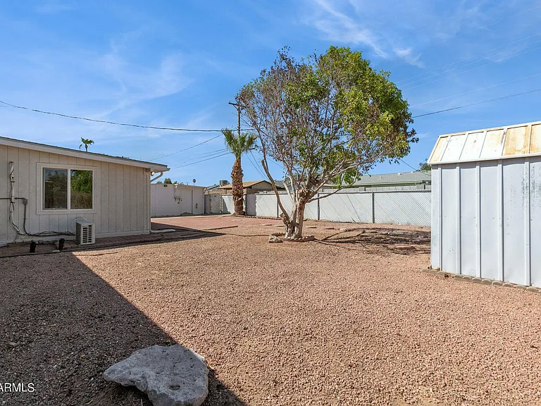 7344 E Polk St — Photo 22