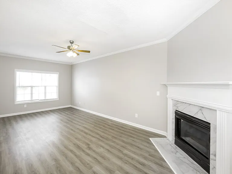 1609 Blossom Dr — Photo 6