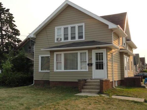 Racine WI Duplex & Triplex Homes For Sale - 43 Homes | Zillow