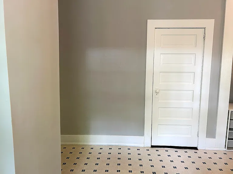 Dining nook / pantry
