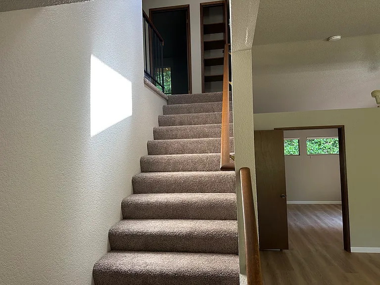 806 55th Pl SW #B — Photo 4