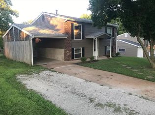 578 Keeney Dr, Saint Charles, MO 63304