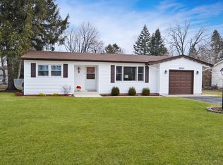 4810 Gregory St, McHenry, IL 60051