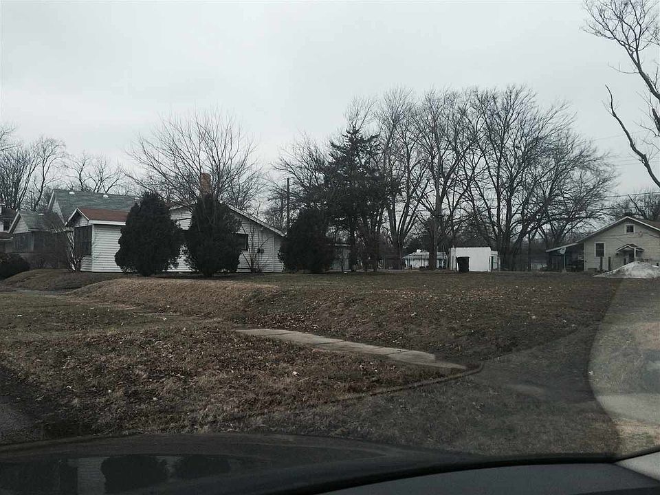 1st image of 1115 Cedar St