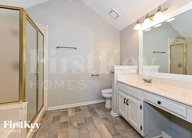 1217 Pinpointe Dr — Photo 10