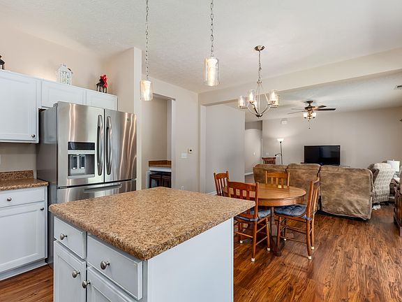 5th image of 5068 Nelson Ln