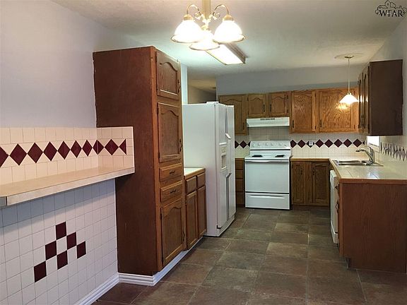 5th image of 4312 Hughes Dr