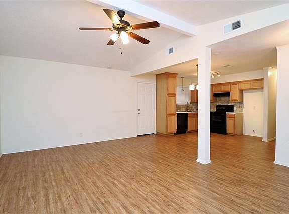 3rd image of 708 Truman St APT B