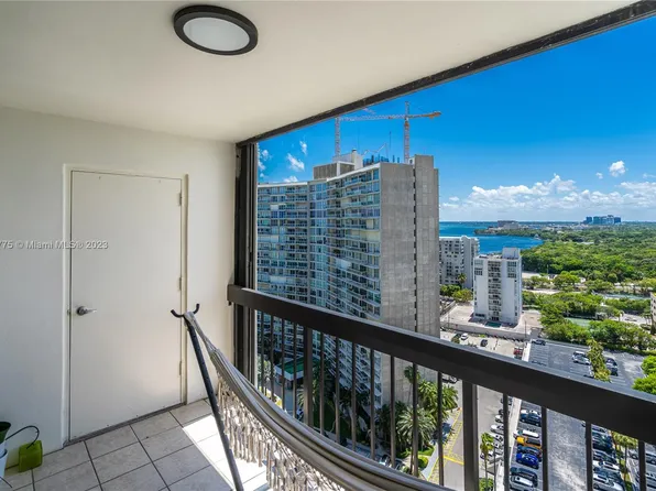 2333 Brickell Ave APT 1914, Miami, FL 33129