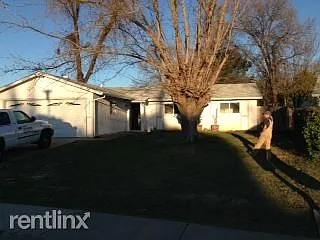 8322 Zenith Dr photo 1