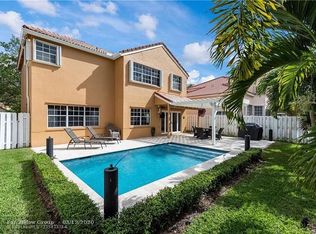 1375 Bayview Cir, Weston, FL 33326