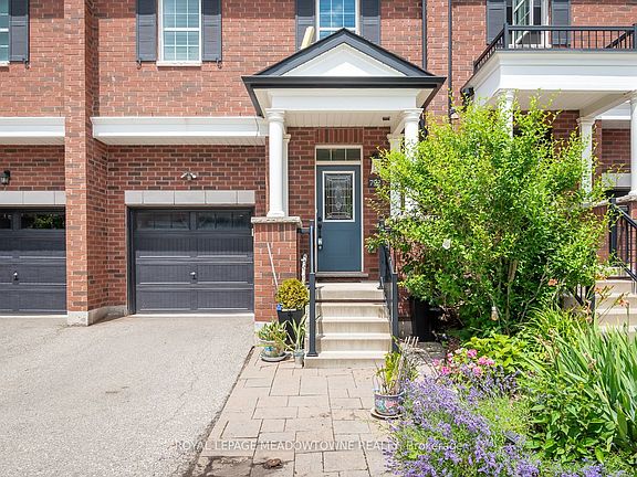2nd image of 792 Banks Cres