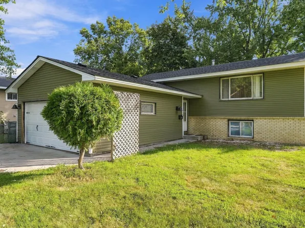 6900 Brunswick Ave N, Brooklyn Park, MN 55429