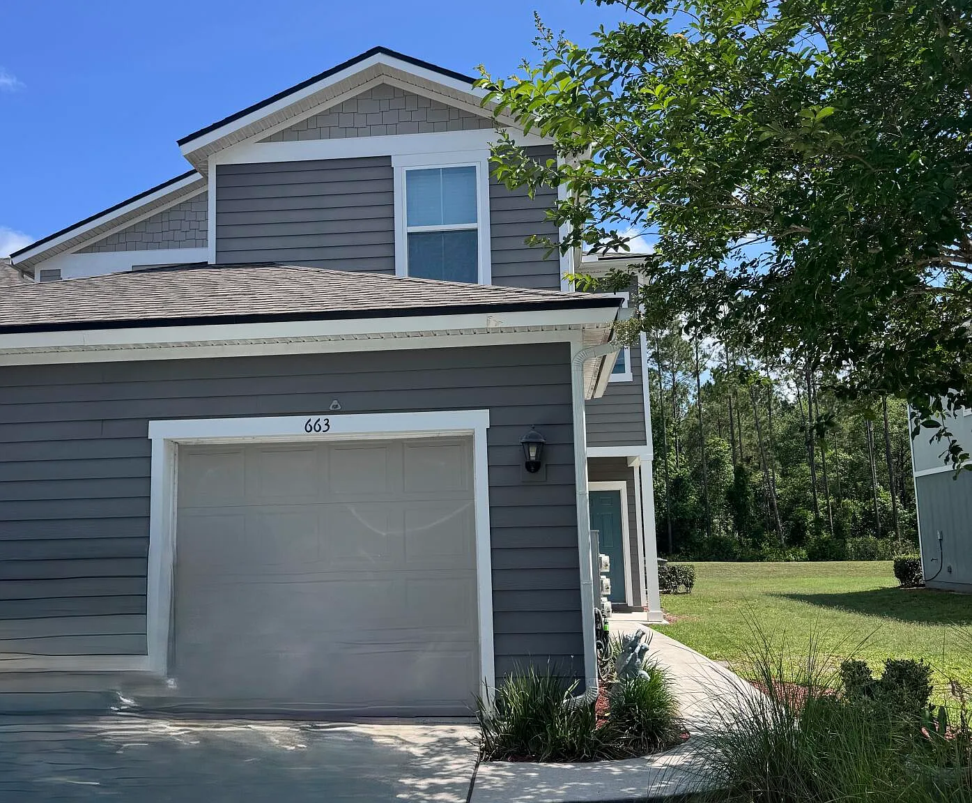 3 bed, 2.5 bath, 1502 sqft, $2,000 — Photo 1