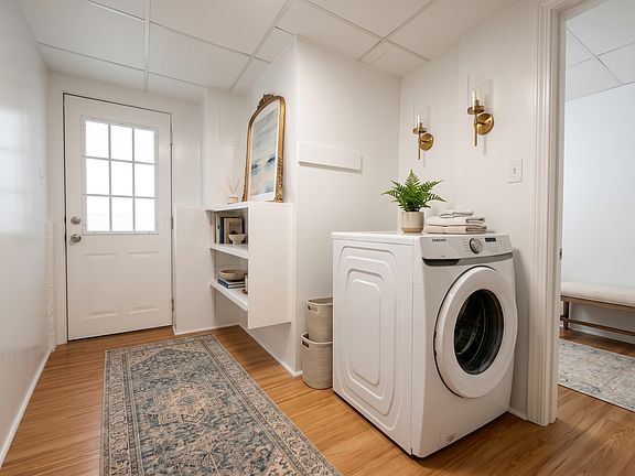 4th image of 70 Running Brook Rd #1