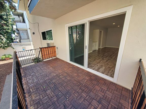 4th image of 1424 Greenfield Ave APT 4