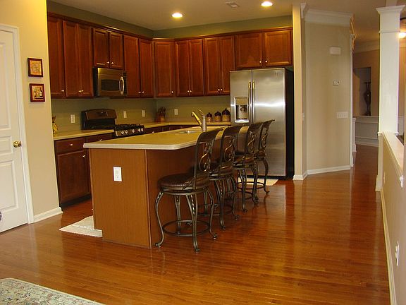 5th image of 23 Berman Ct