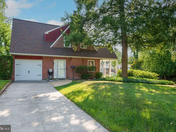 14 N Stuyvesant Dr, Wilmington, DE 19809