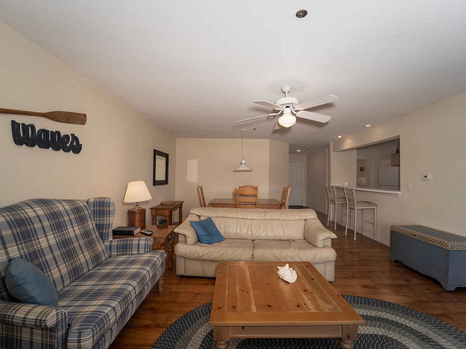 2 bed, 1054 sqft, $1,300 — Photo 4