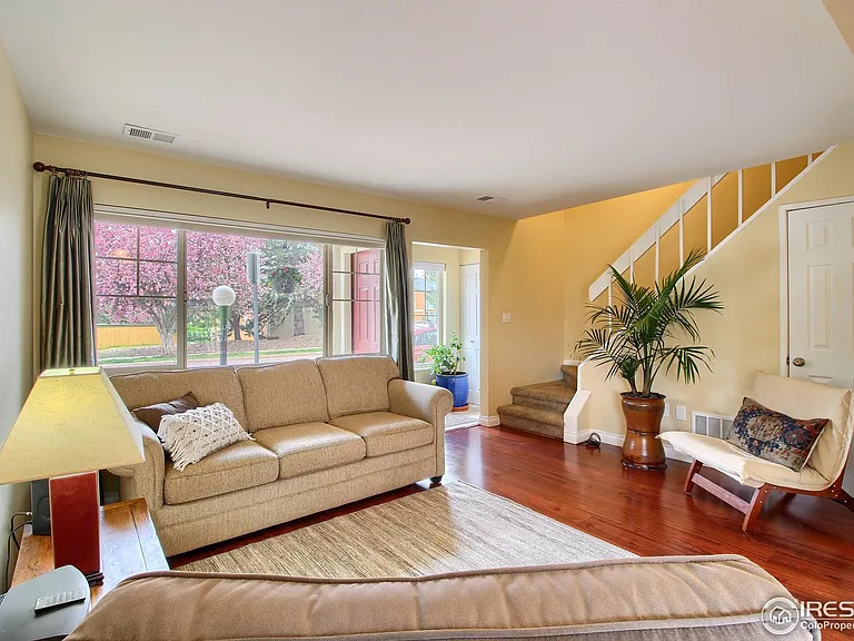855 W Moorhead Cir — Photo 12