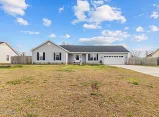 108 Annie Rd, Richlands, NC 28574
