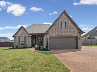 4276 Ridgemont Rd, Olive Branch, MS 38654