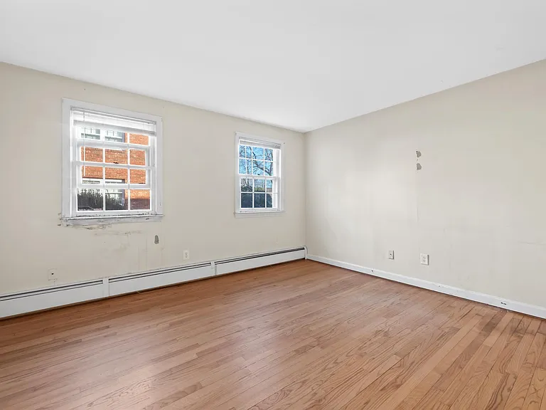 39 Charter Oak St #B — Photo 9