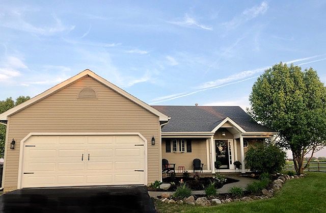 1st image of 1655 Horseshoe Bend Dr