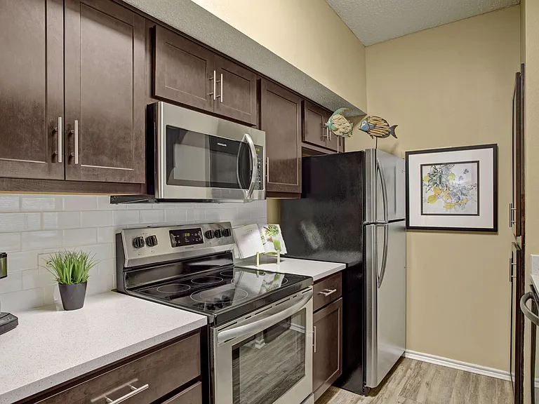 Arbors at Wolf Pen Creek Apartments — Photo 26
