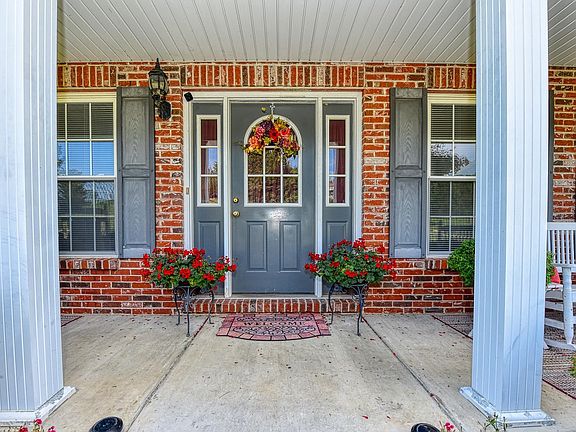 4th image of 3828 Olde Mill Dr