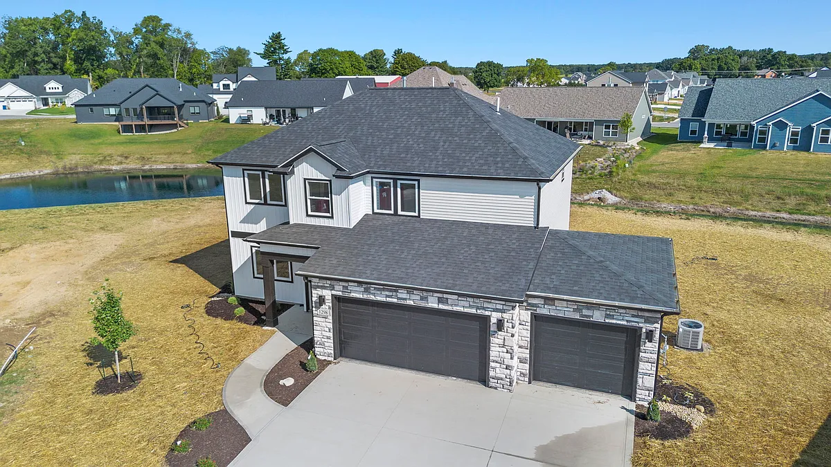 Building Photo - 1298 Switchfoot Dr
