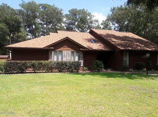 5 Chesterfield Lake Dr, Beaufort, SC 29906