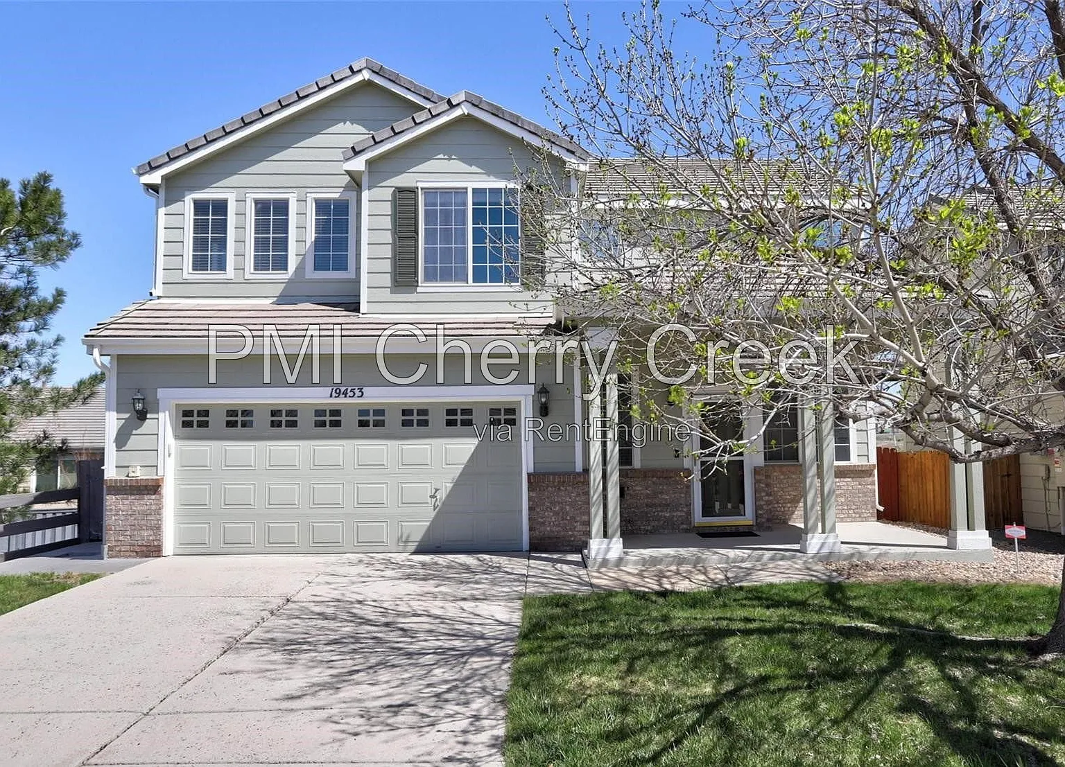 4 bed, 2.5 bath, 1890 sqft, $2,995 — Photo 1