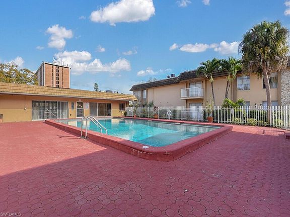 2nd image of 1830 Maravilla Ave APT 407