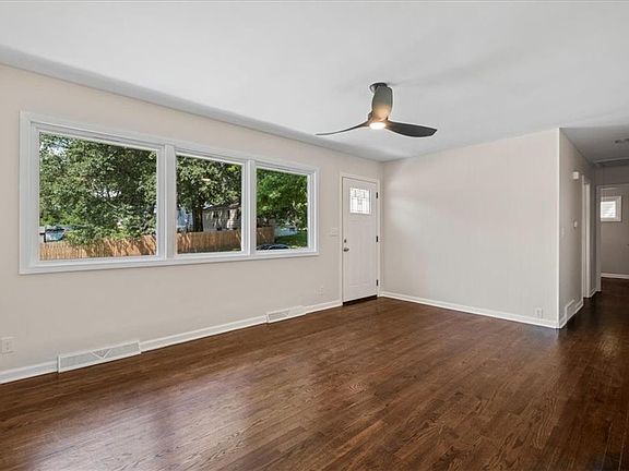 5th image of 311 W South Ave