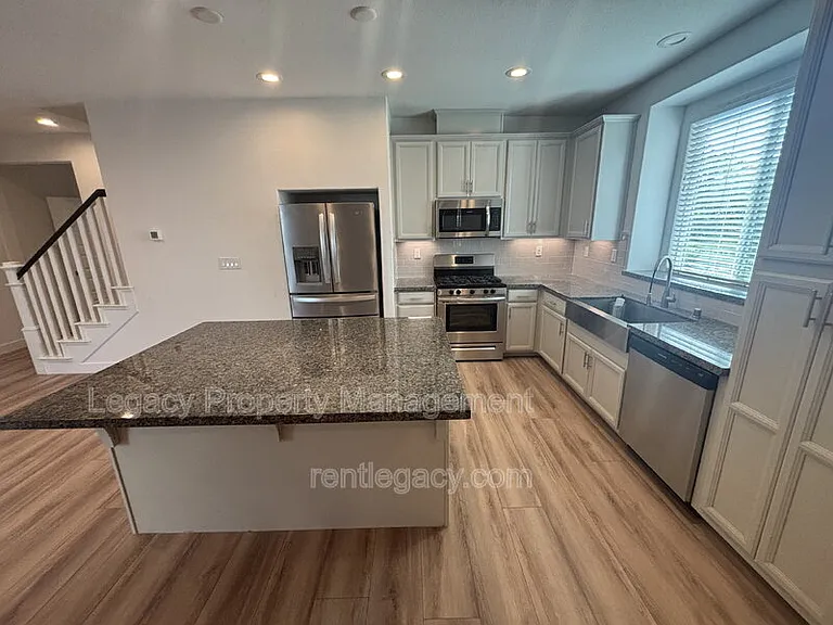 3568 Troy Dalton St — Photo 8