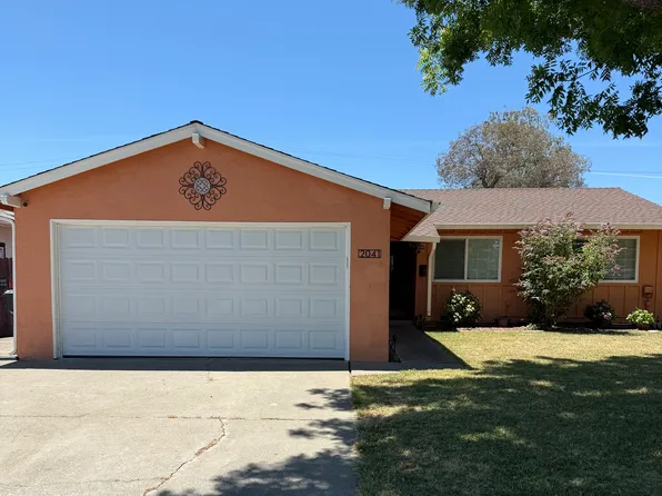 2041 Robin Dr, Fairfield, CA 94533